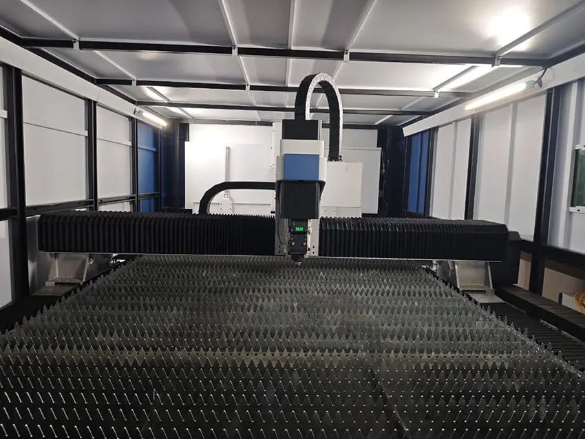 máquina de corte láser