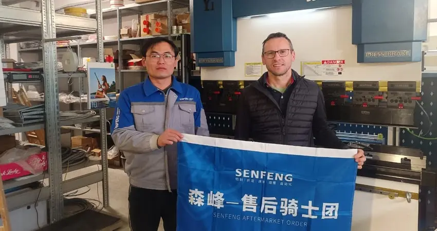 BDE5016 Prensa plegadora hidráulica: Formación técnica para un cliente austriaco