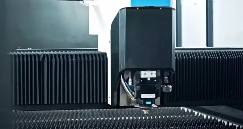 Cómo mantener una cortadora láser de fibra