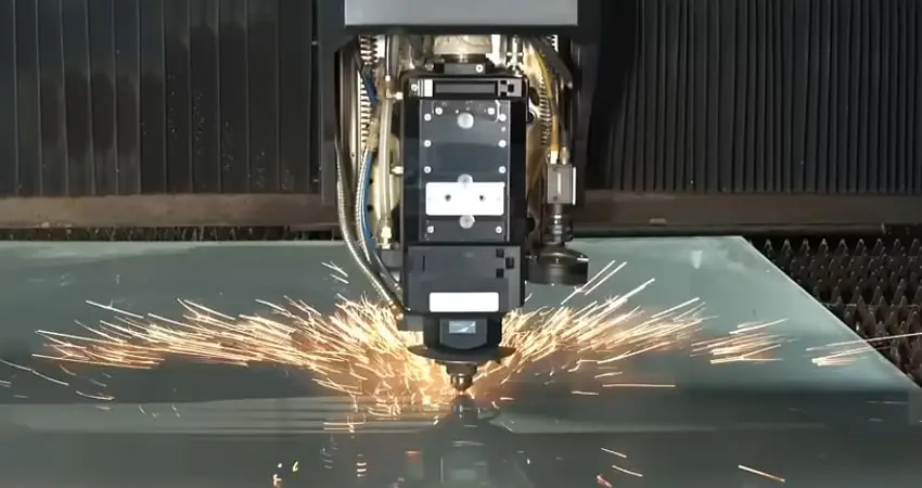 Láser de fibra para cortar aluminio